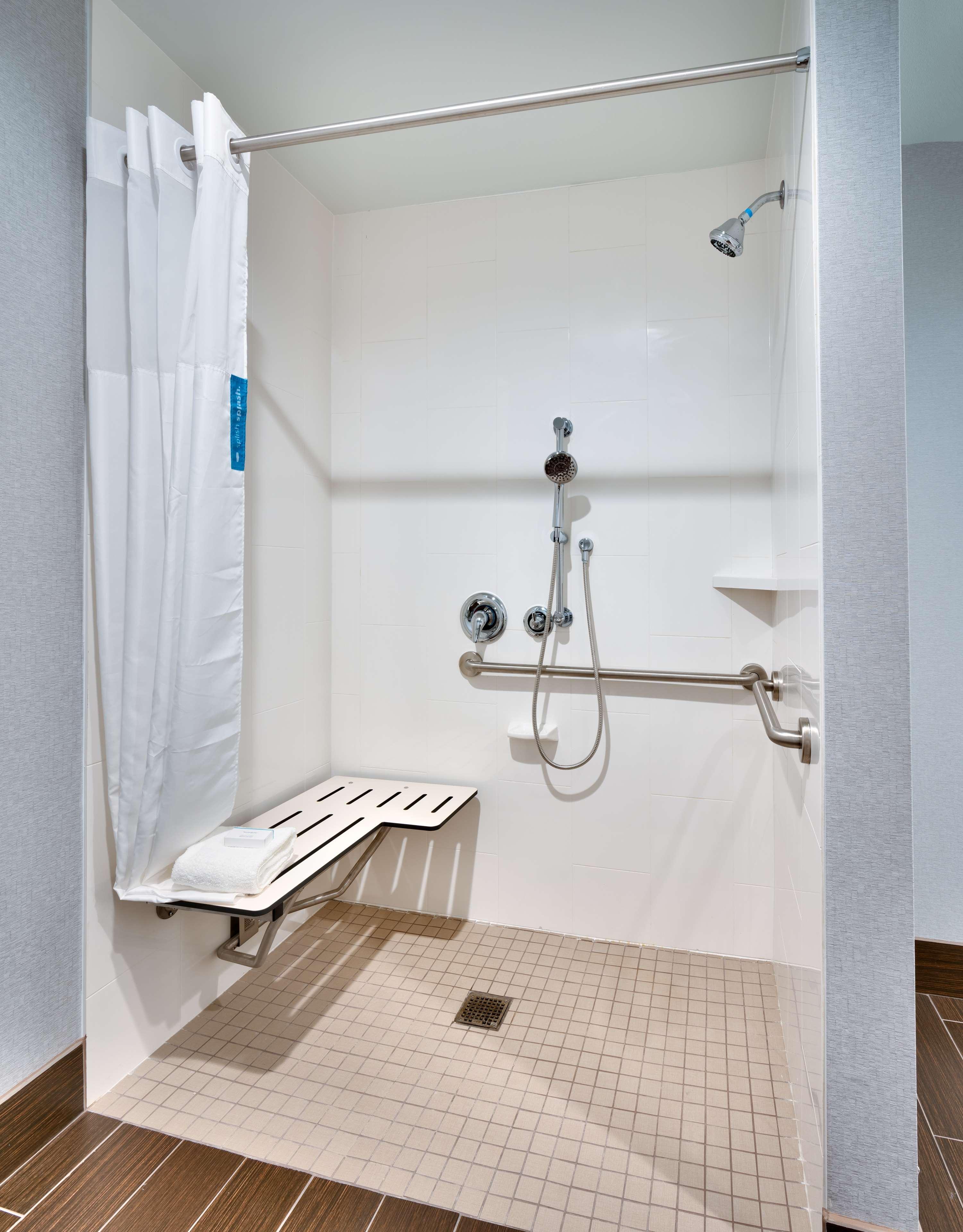 Hampton Inn & Suites Anaheim Resort Convention Center Bagian luar foto