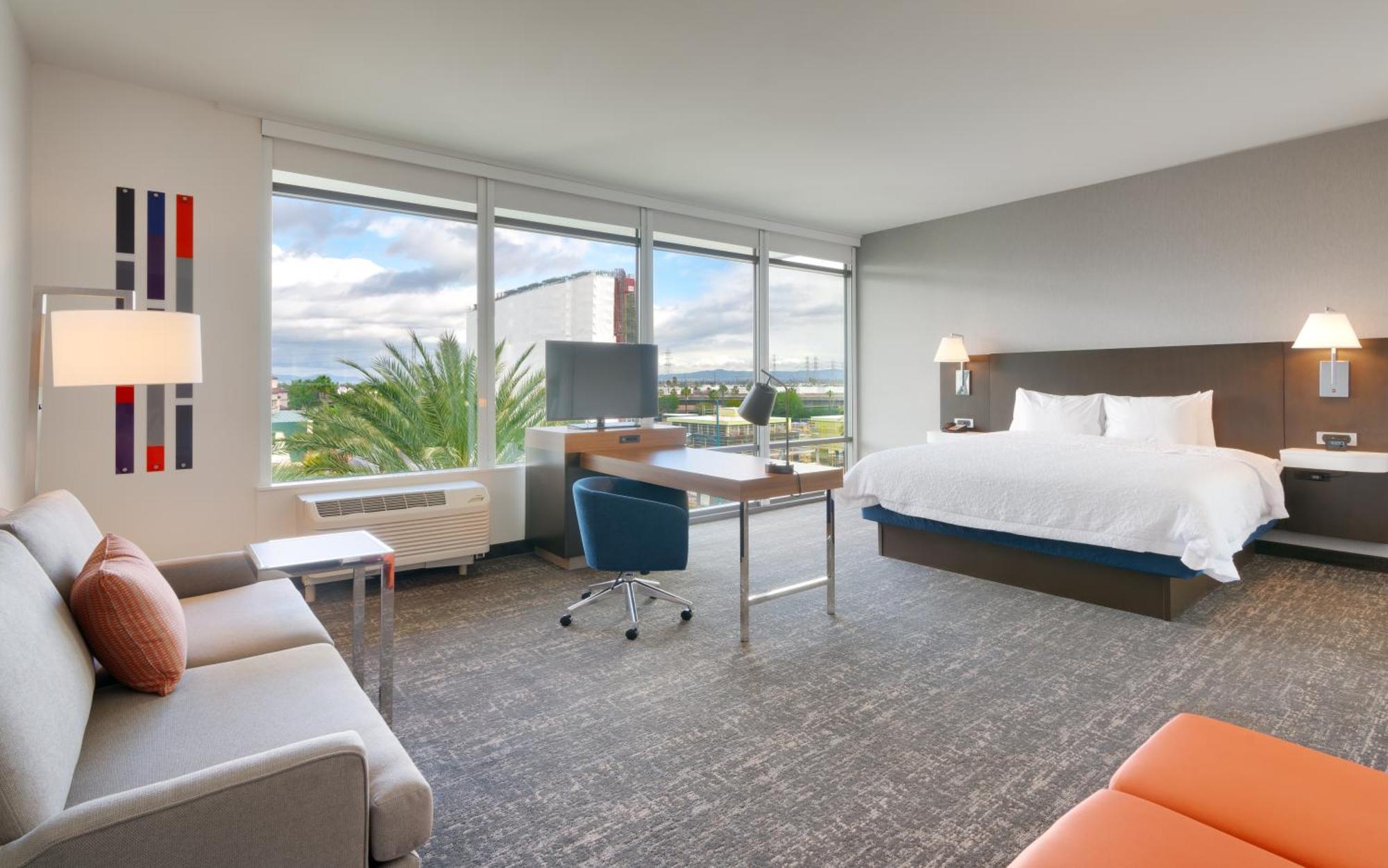 Hampton Inn & Suites Anaheim Resort Convention Center Bagian luar foto