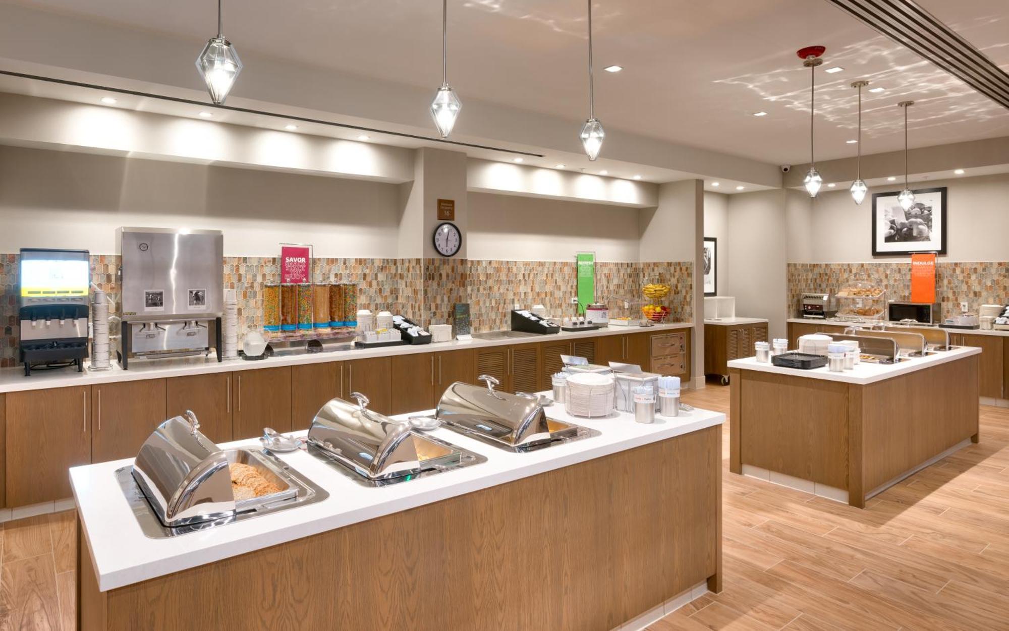 Hampton Inn & Suites Anaheim Resort Convention Center Bagian luar foto